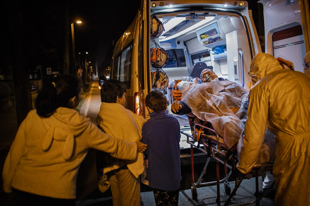 FB_NYT_Covid19_12-1024x682